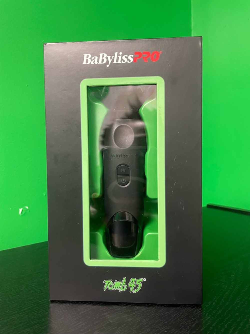 BaBylissPRO Tomb 45 Wireless Charging Trimmer - Black with Accents